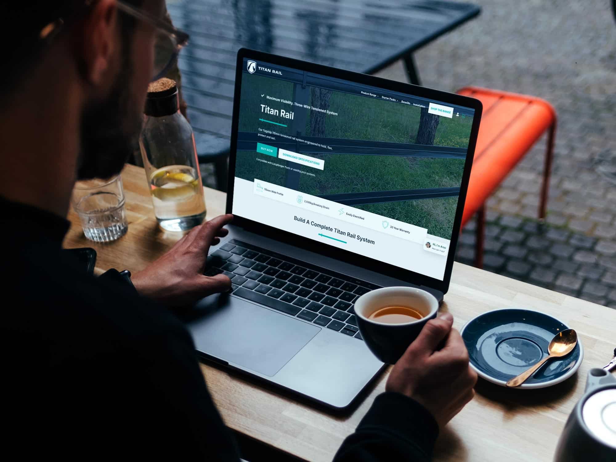 Titan_Rail_Laptop